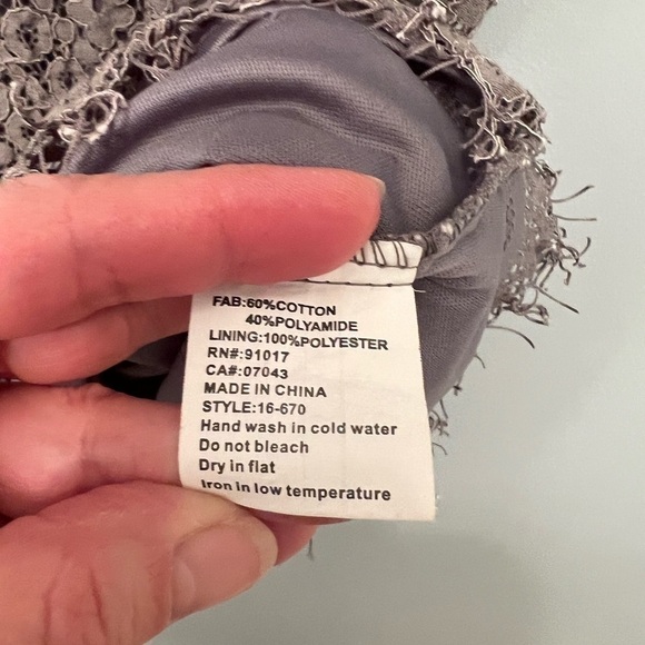 Luna Moon Lace Sleeveless Top Size S - Picture 5 of 7